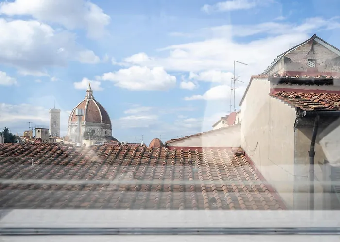 Apartment Duomo View And Hammam Florence