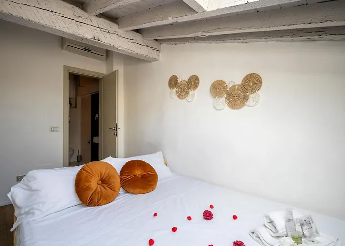 Apartment Duomo View And Hammam Florence