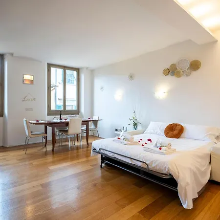 Апартаменты Duomo View And Hammam *