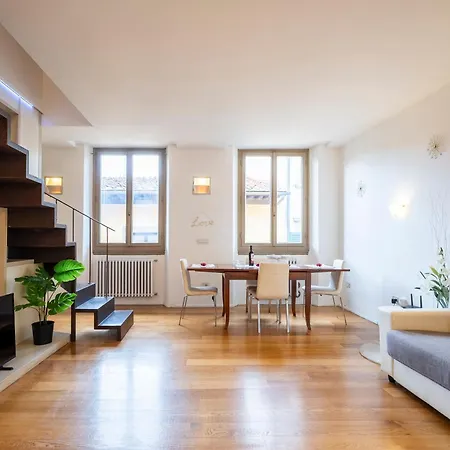 Duomo View And Hammam Флоренция