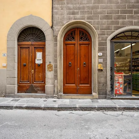 Duomo View And Hammam Апартаменты *